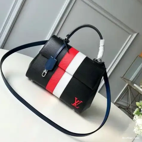 19T1L0348 LV Bags 0812